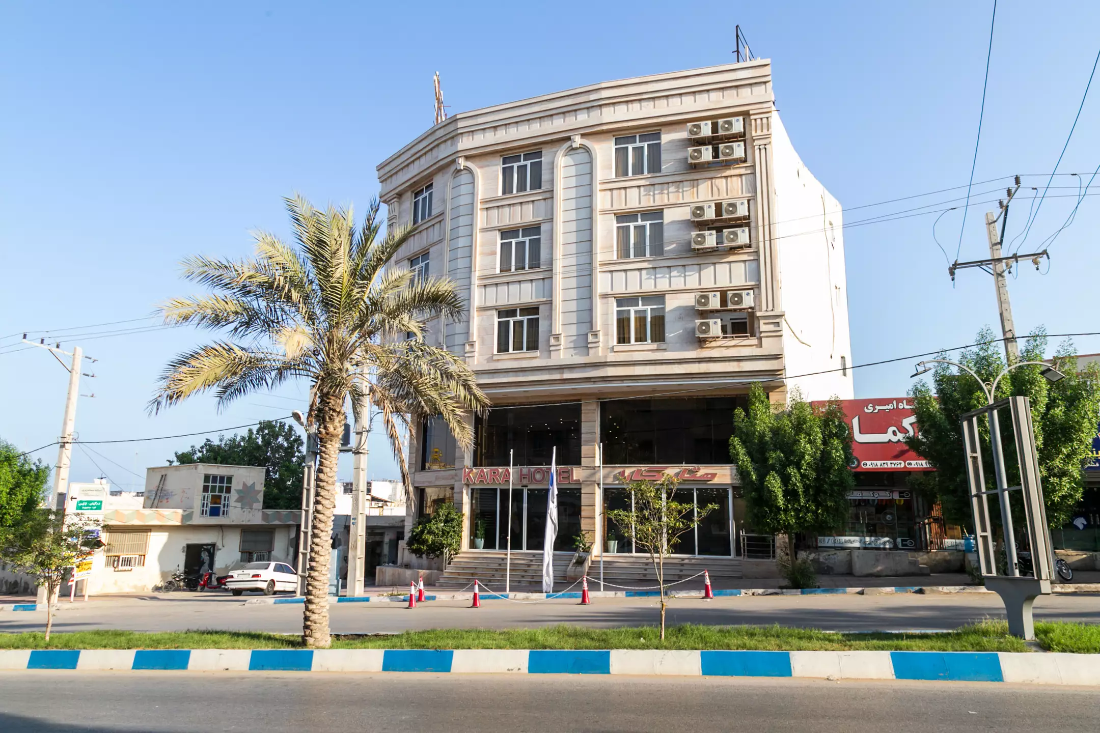 Alibaba https://cdn.alibaba.ir/ostorage/hotel-accommodation-images/68edf91942794e78685ebc4c_نمای بیرونی (2).webp